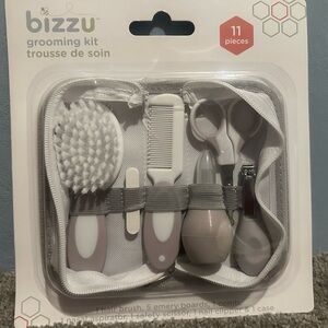 Bizzu Grooming Kit